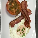 Cafe-restaurant & Saima