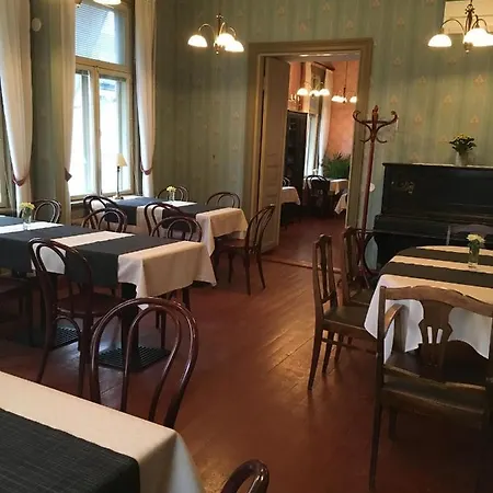Cafe-restaurant & Saima Отель Савонлинна