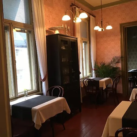 Hotel Cafe-restaurant & Saima