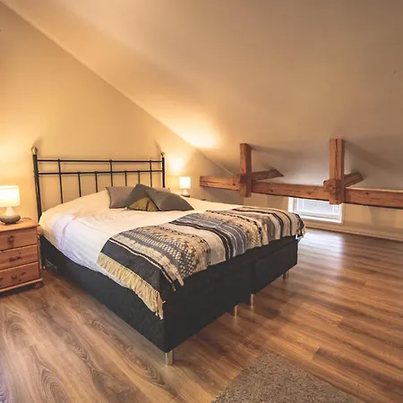 Cafe-restaurant & Saima