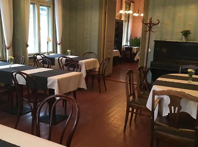 Cafe-restaurant & Saima Отель Савонлинна